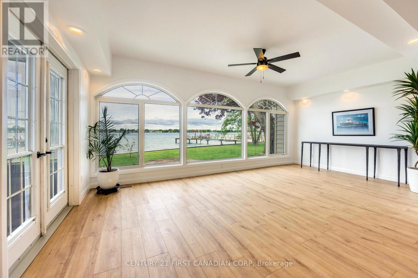 3877 ST CLAIR PARKWAY - 25