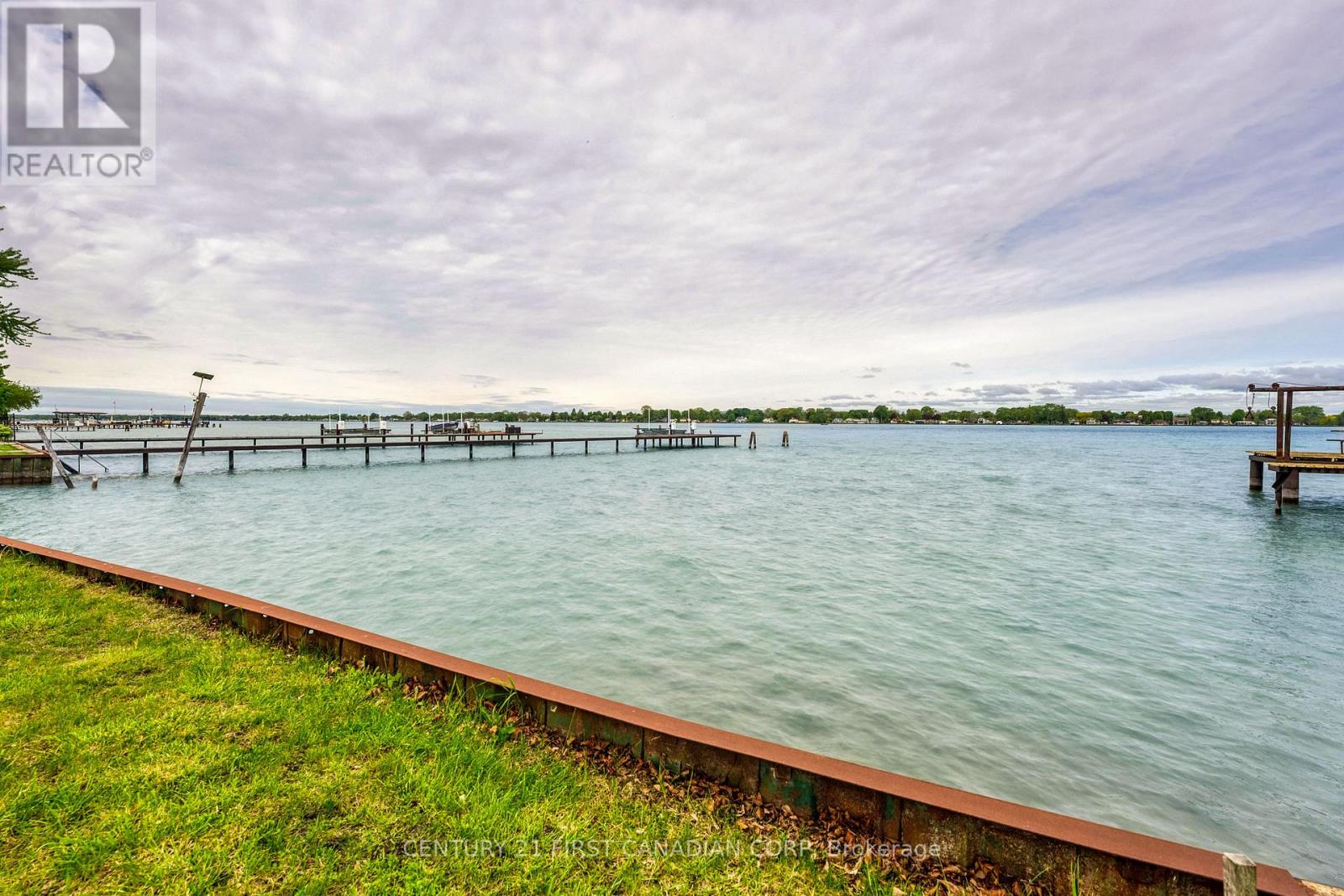 3877 ST CLAIR PARKWAY - 46