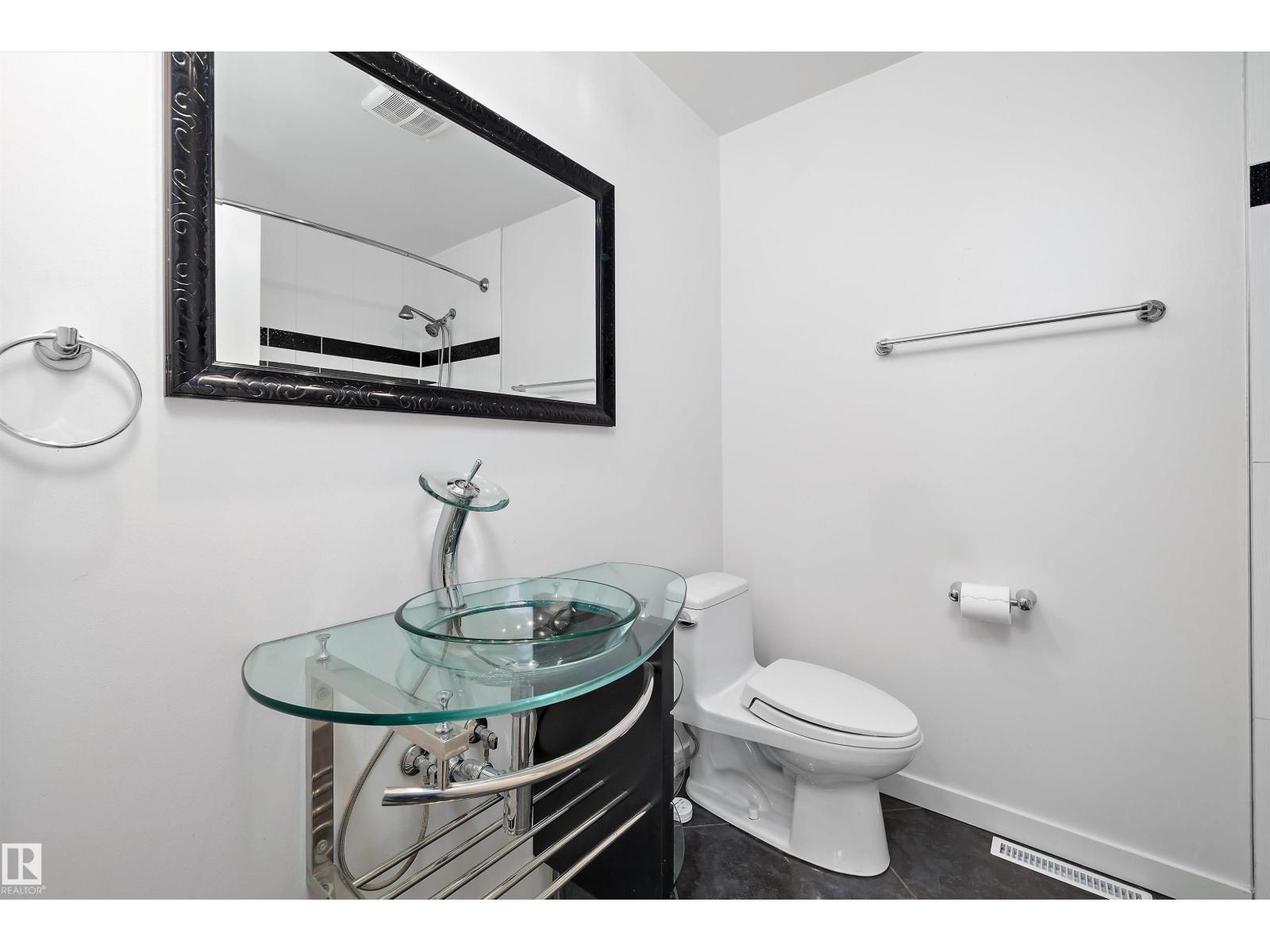 11525 37A AV NW NW - 26