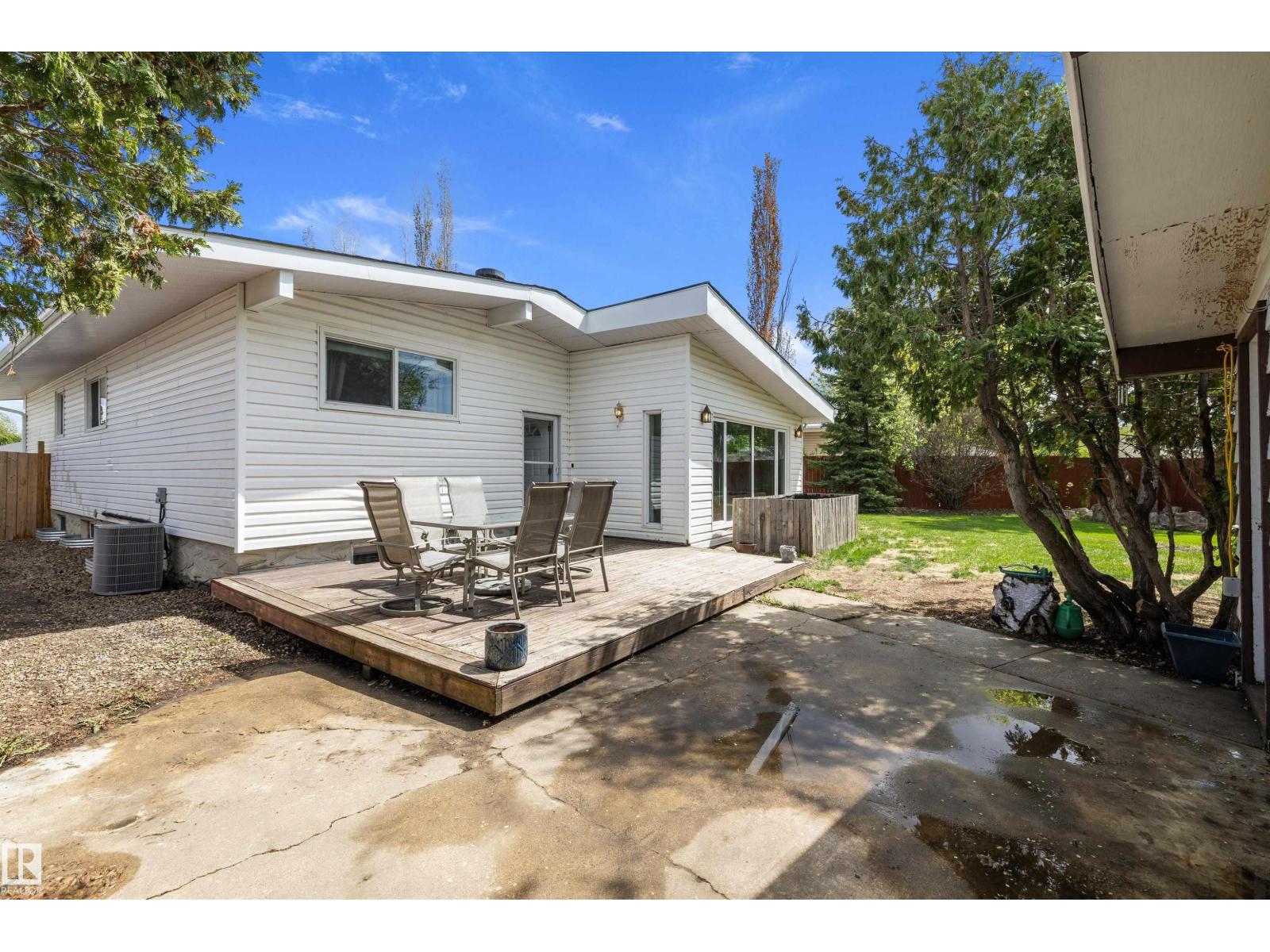 11525 37A AV NW NW - 34