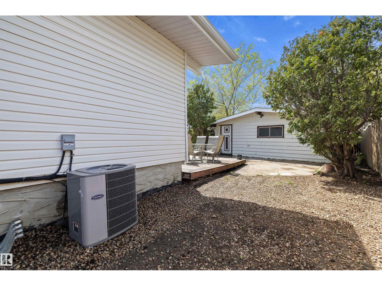 11525 37A AV NW NW - 33