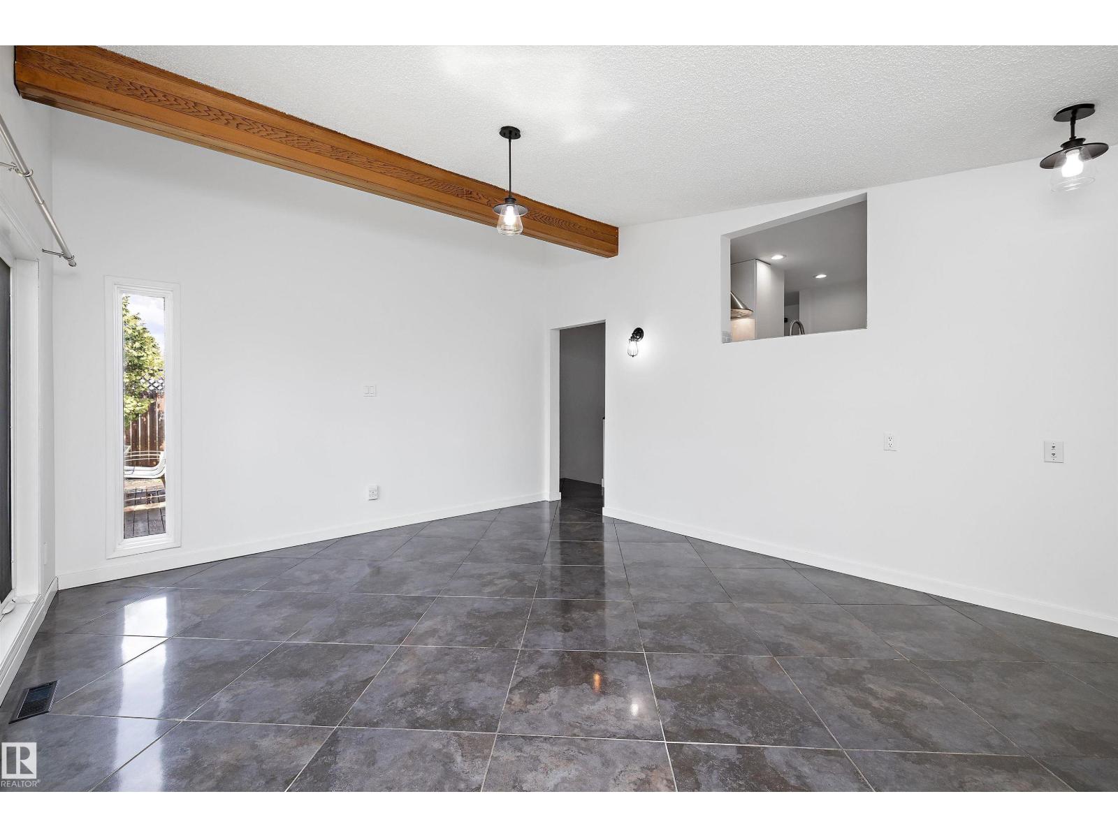 11525 37A AV NW NW - 13