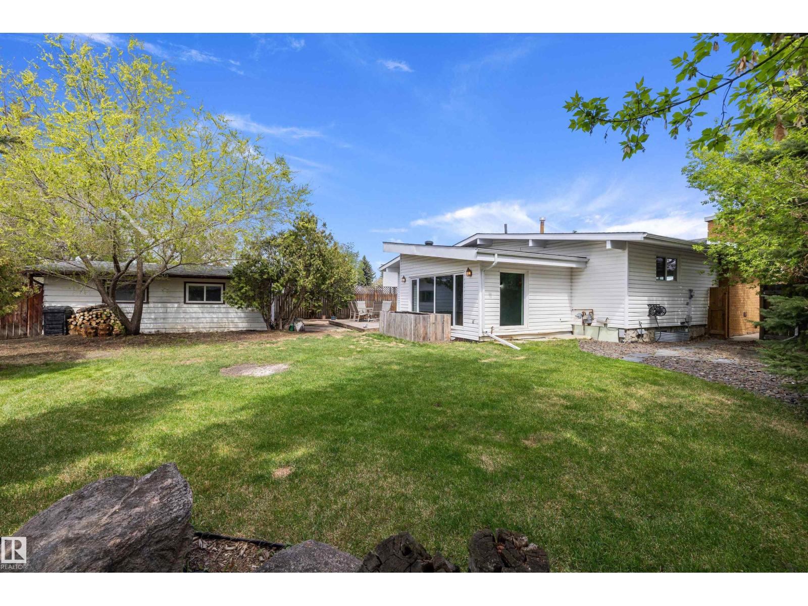 11525 37A AV NW NW - 37