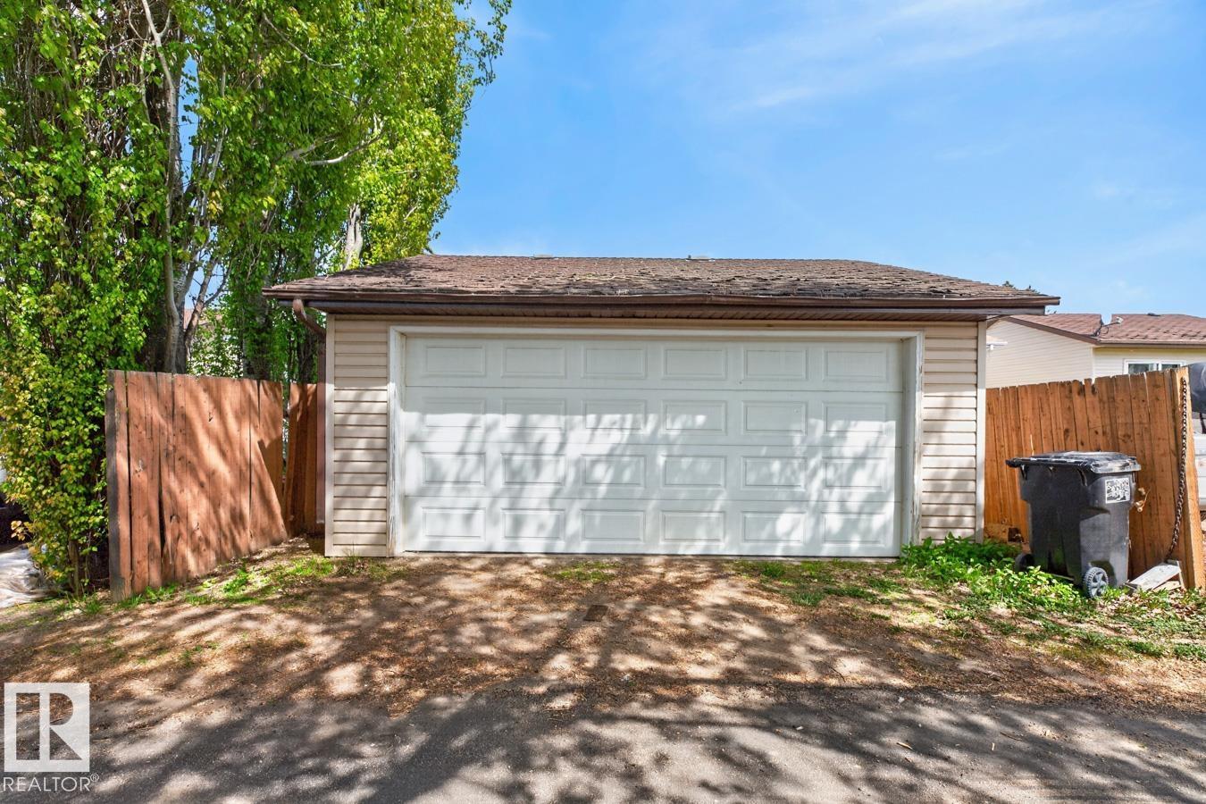 18655 61 AV NW - 19