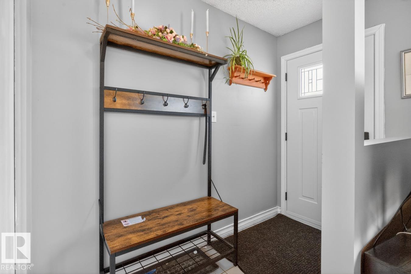 18655 61 AV NW - Image 2