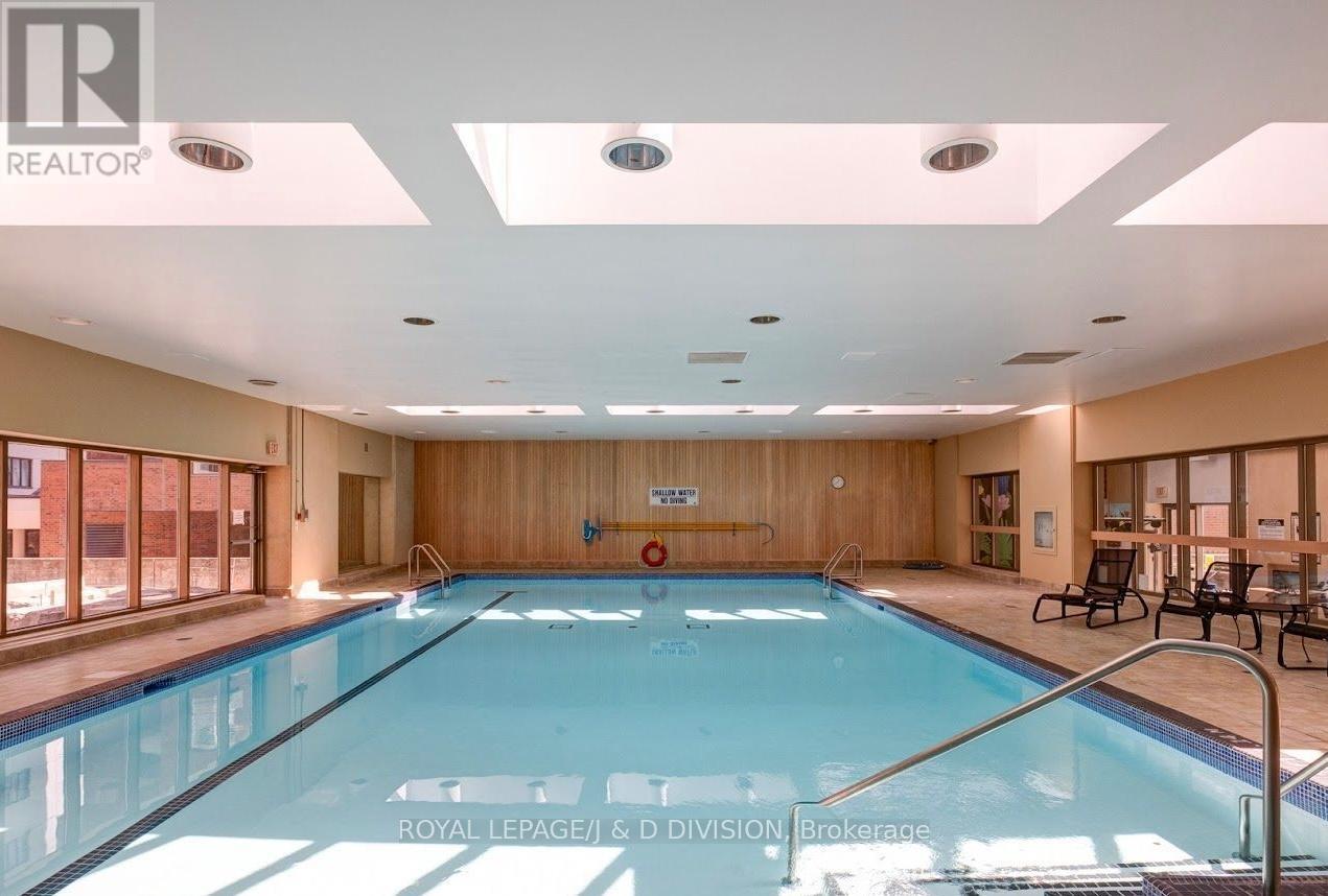 #804 63 ST CLAIR AVENUE W - 27