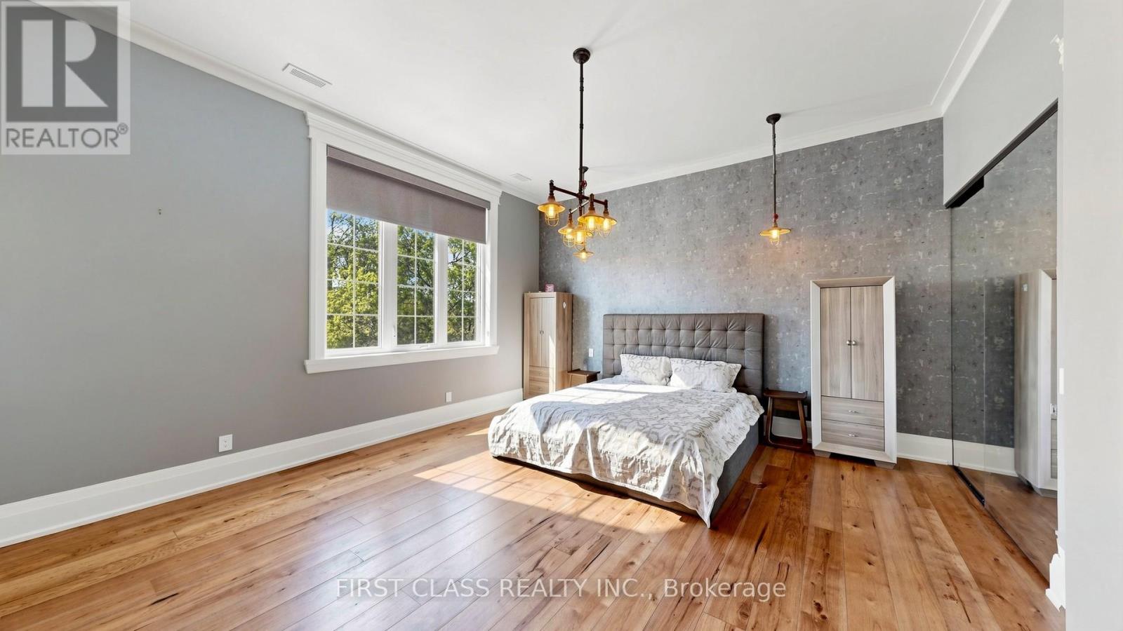 38 MAPLE GROVE AVENUE - 33