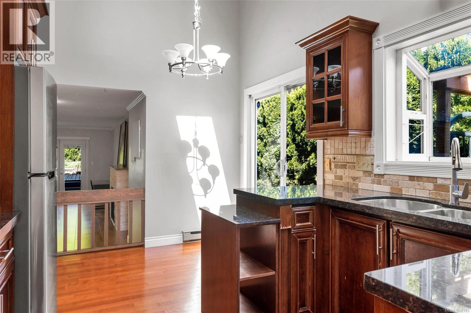 1606 Candela Pl, Saanich