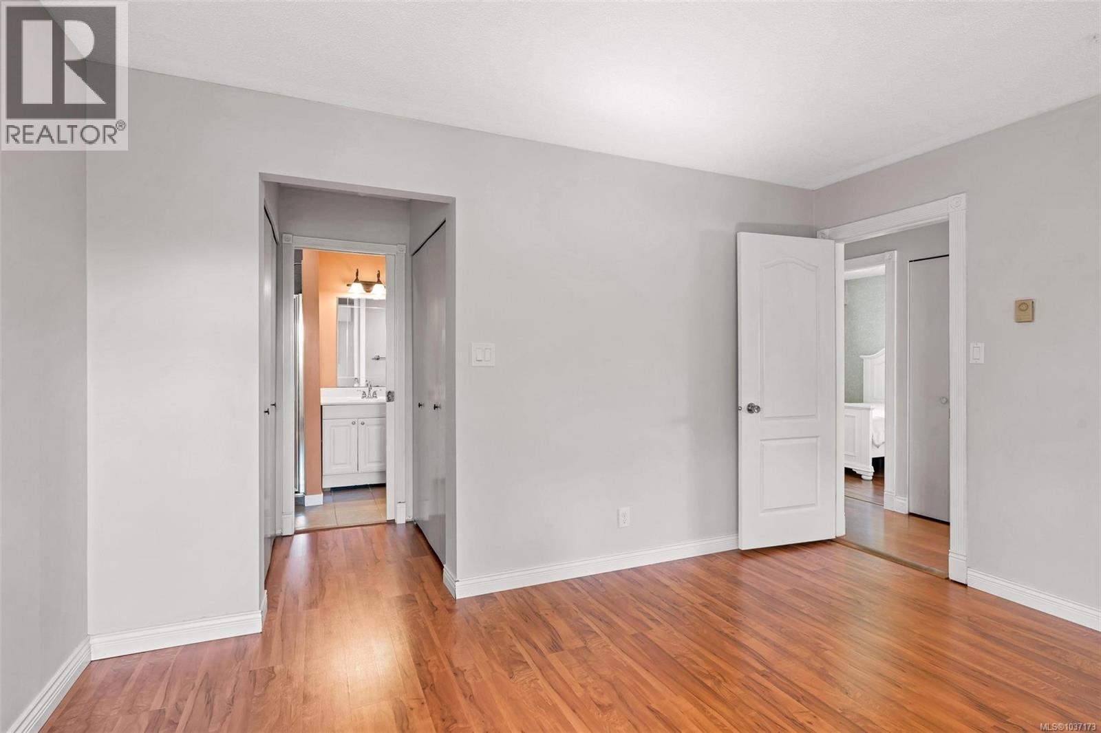 1606 Candela Pl, Saanich