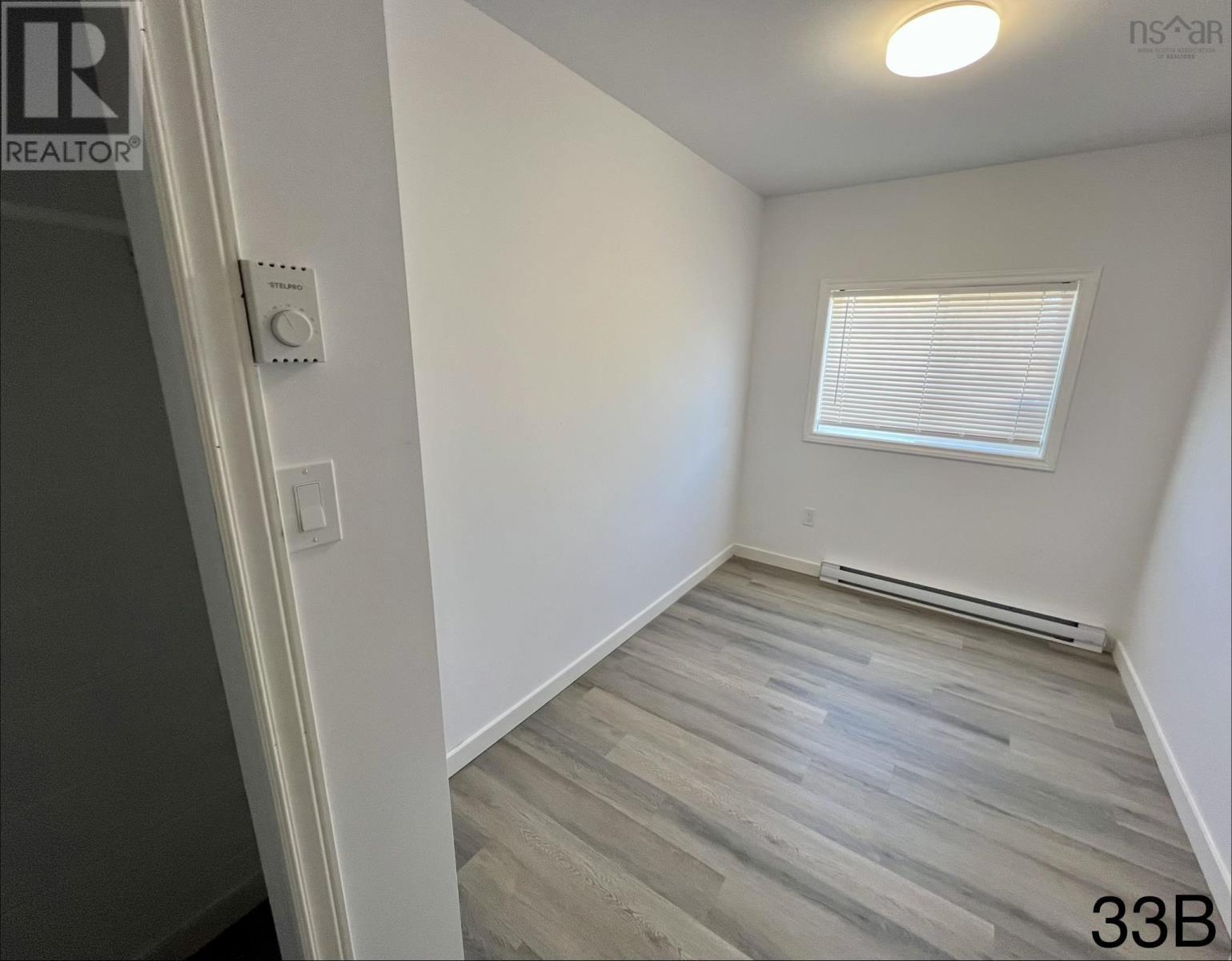 33 Inverness Street - 12