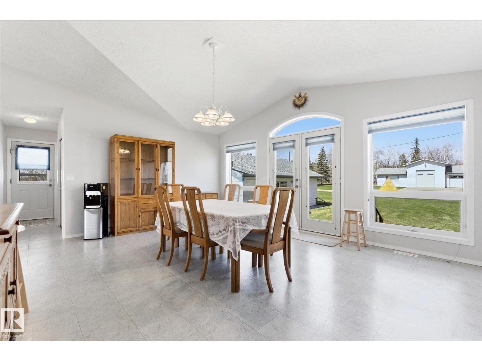 #22 53113 RGE ROAD 44 - 28