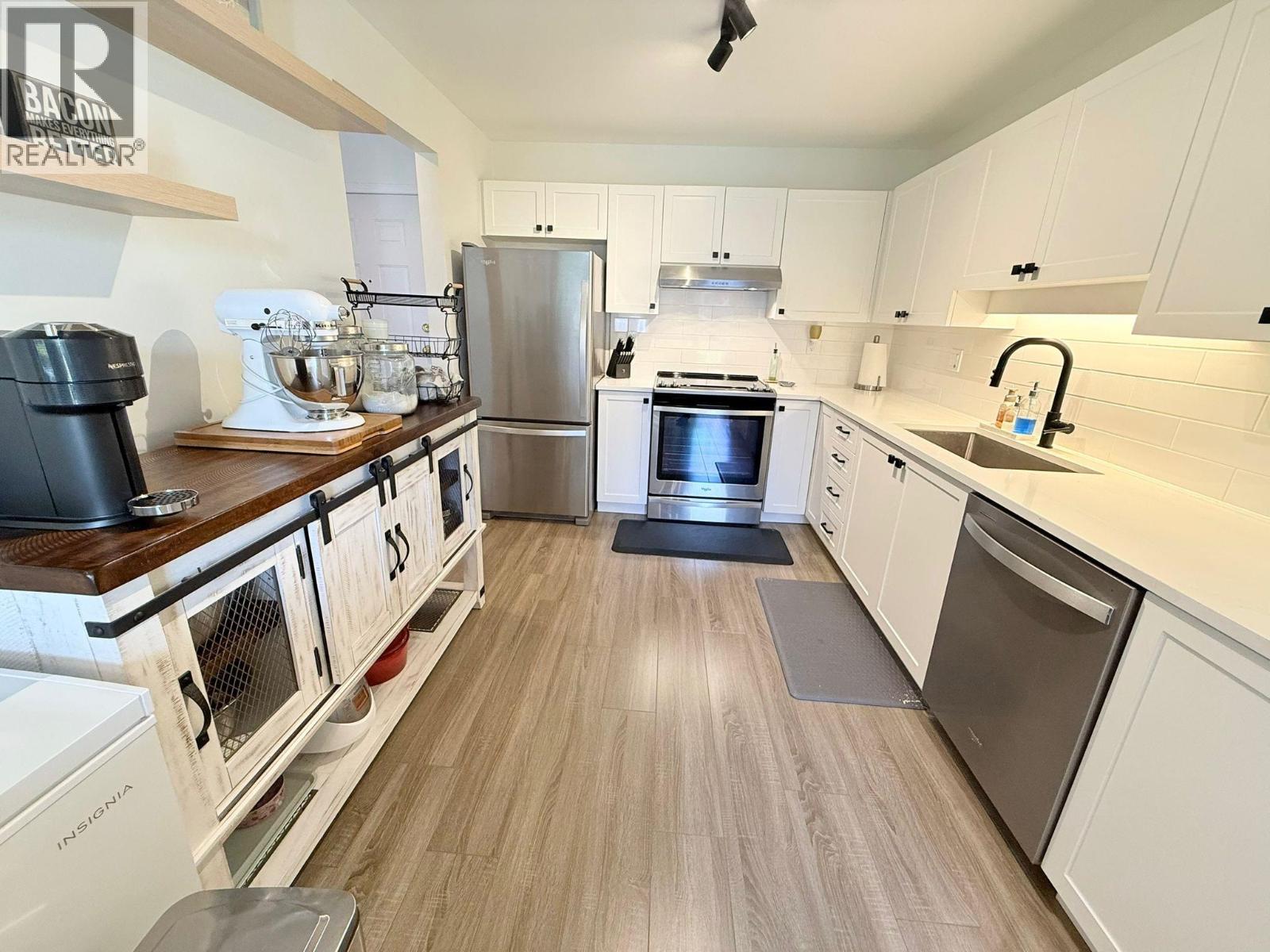 210 19122 122 AVENUE, Pitt Meadows
