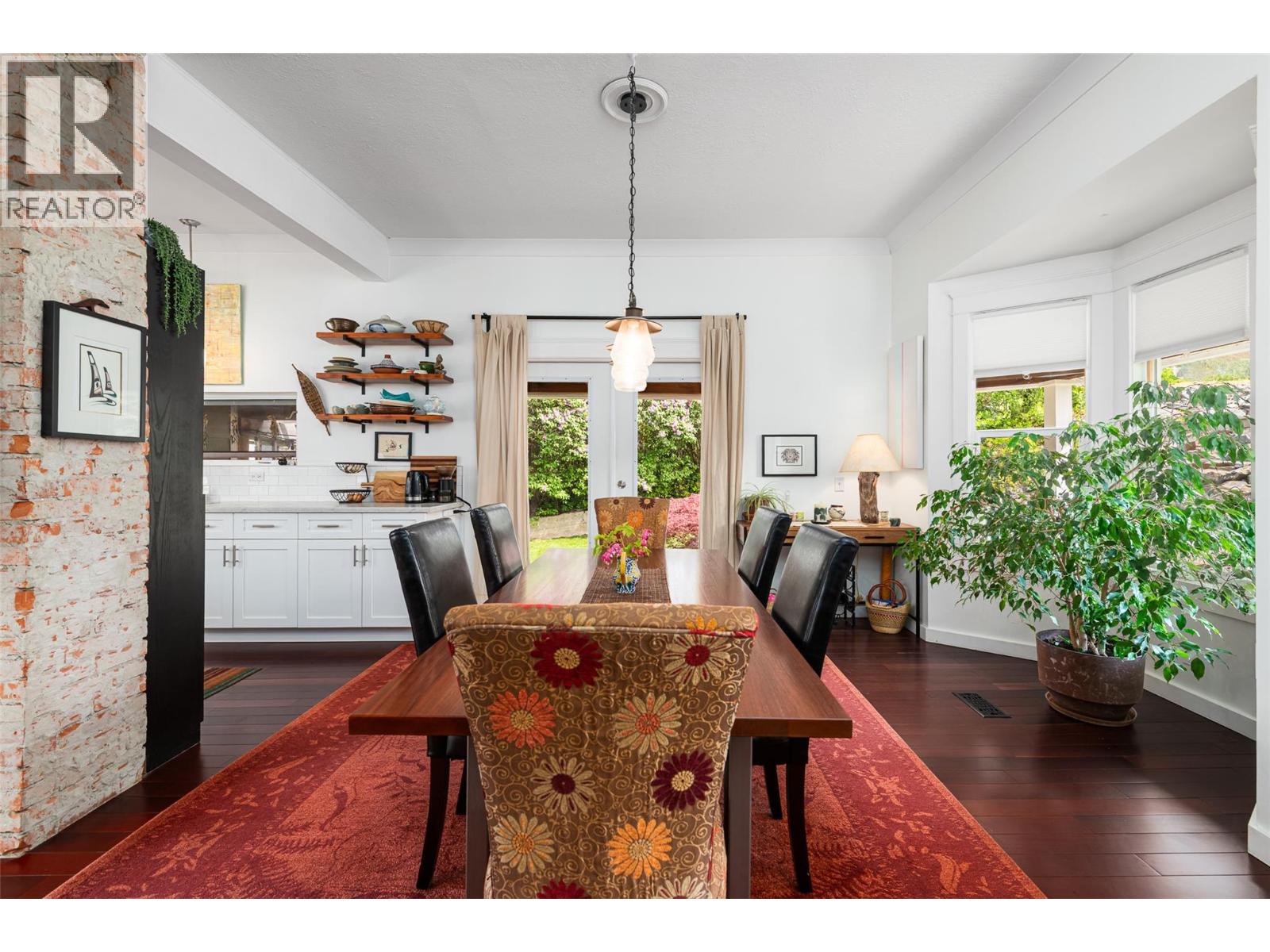 225 8th Avenue S, Creston