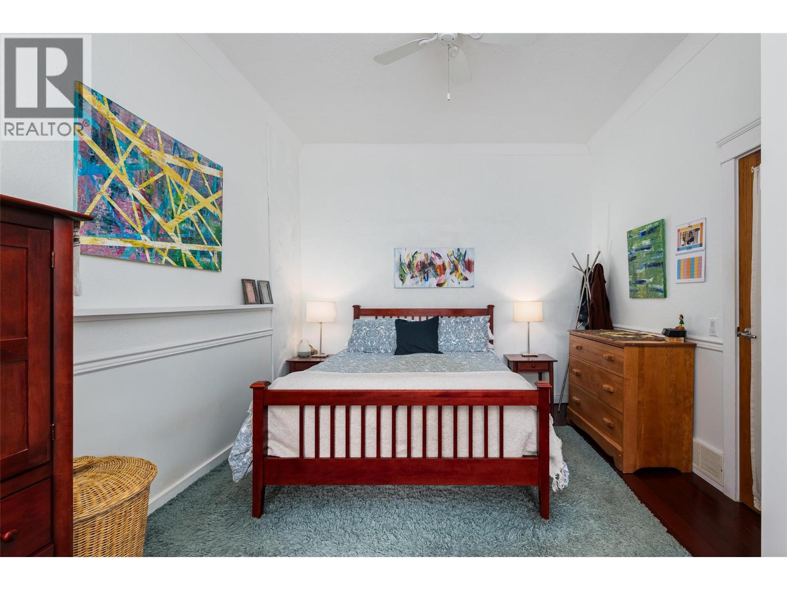 225 8th Avenue S - 17