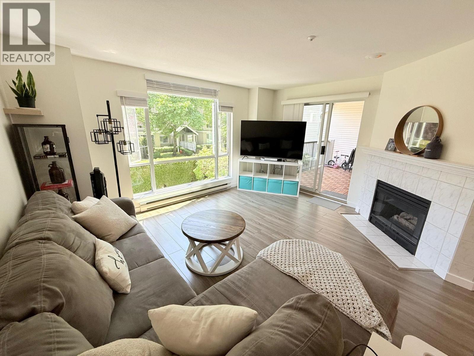 210 19122 122 AVENUE, Pitt Meadows