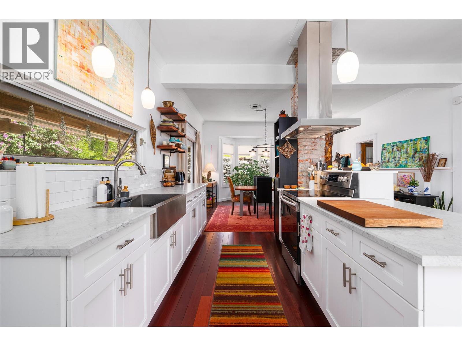225 8th Avenue S - 11