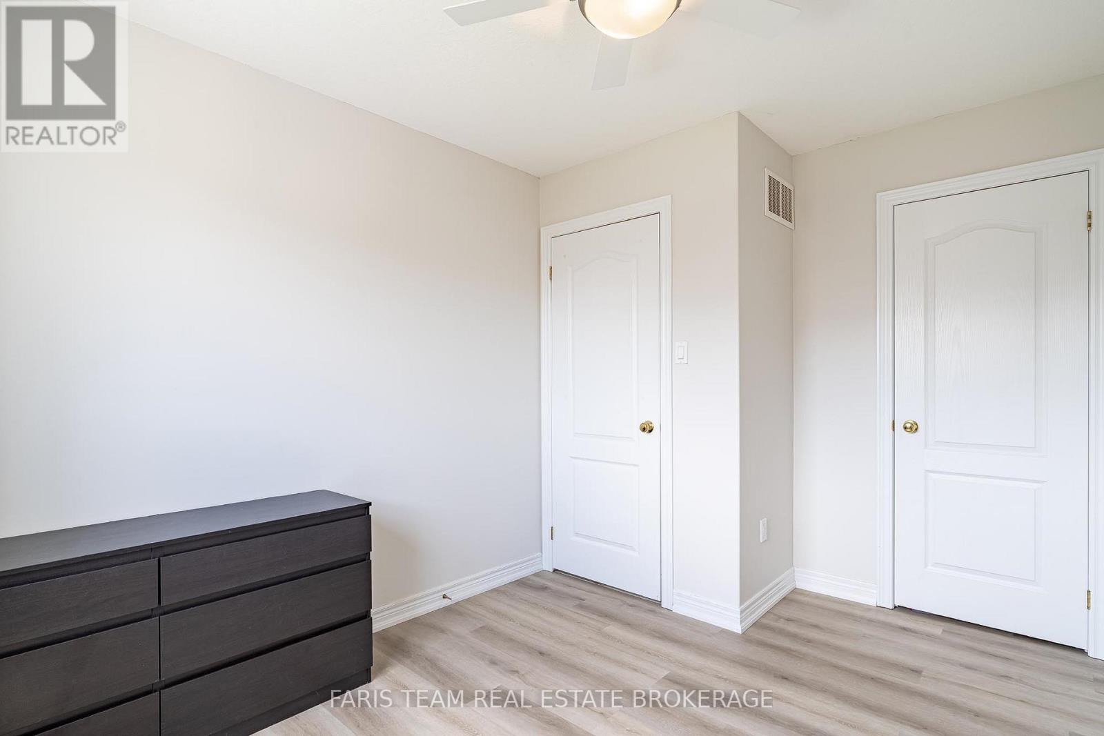104 BANTING CRESCENT - 18