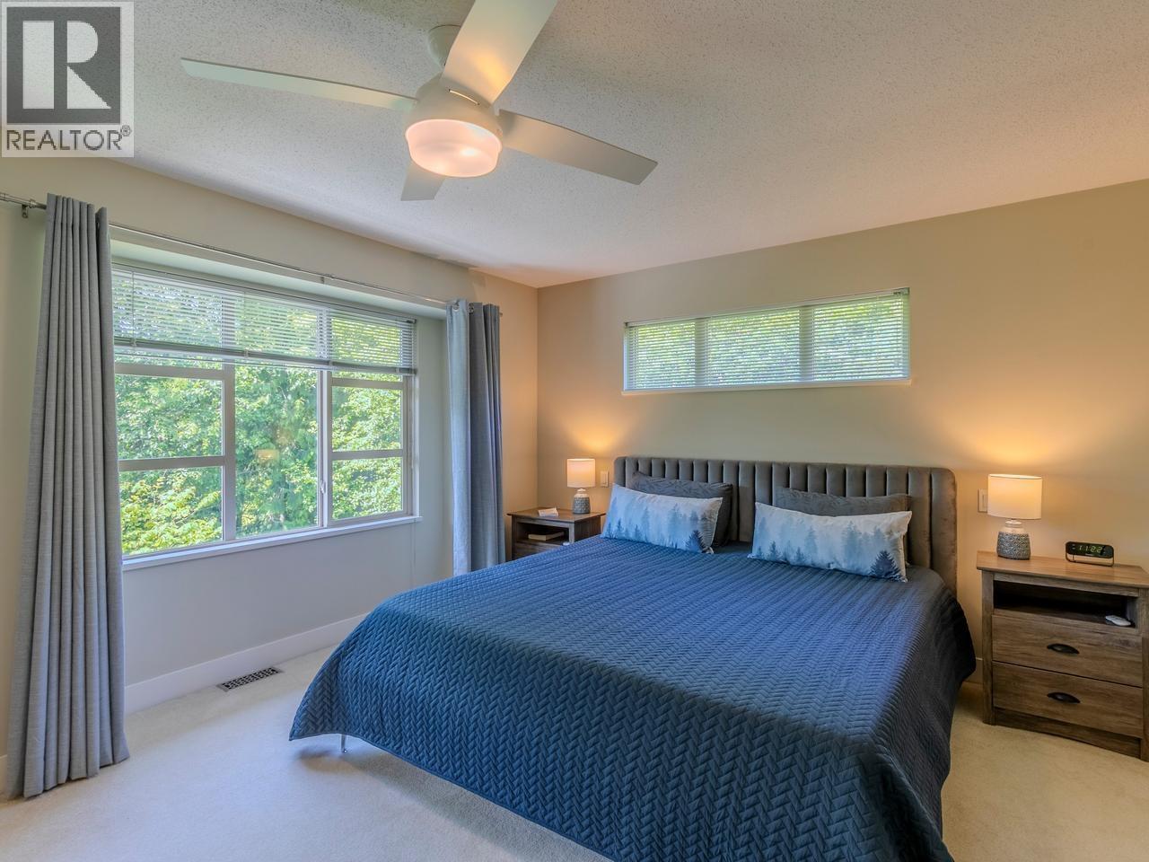 1162 VILLAGE GREEN WAY, Squamish