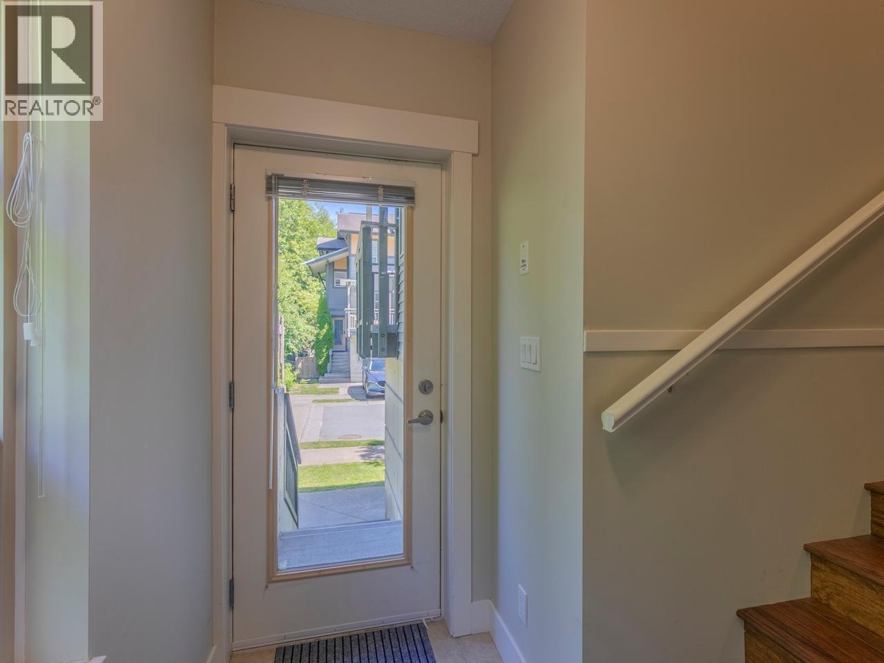 1162 VILLAGE GREEN WAY, Squamish