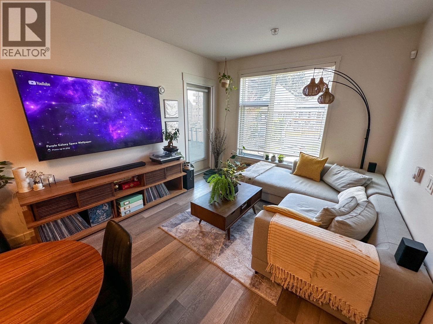 202 1012 AUCKLAND STREET, New Westminster