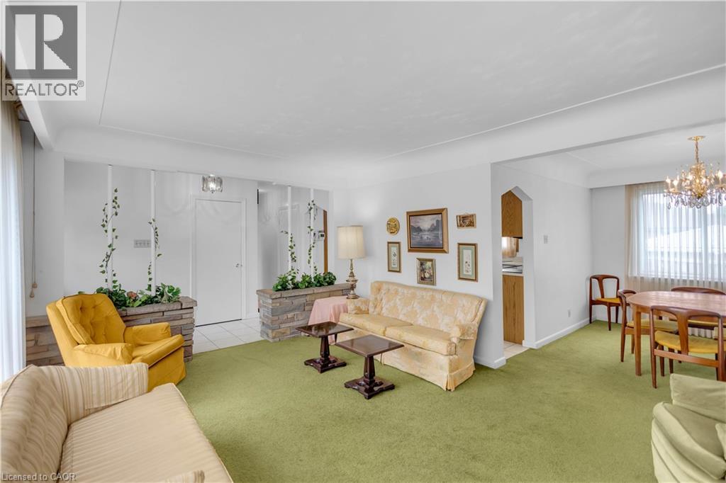 22 PERCY Court - 7