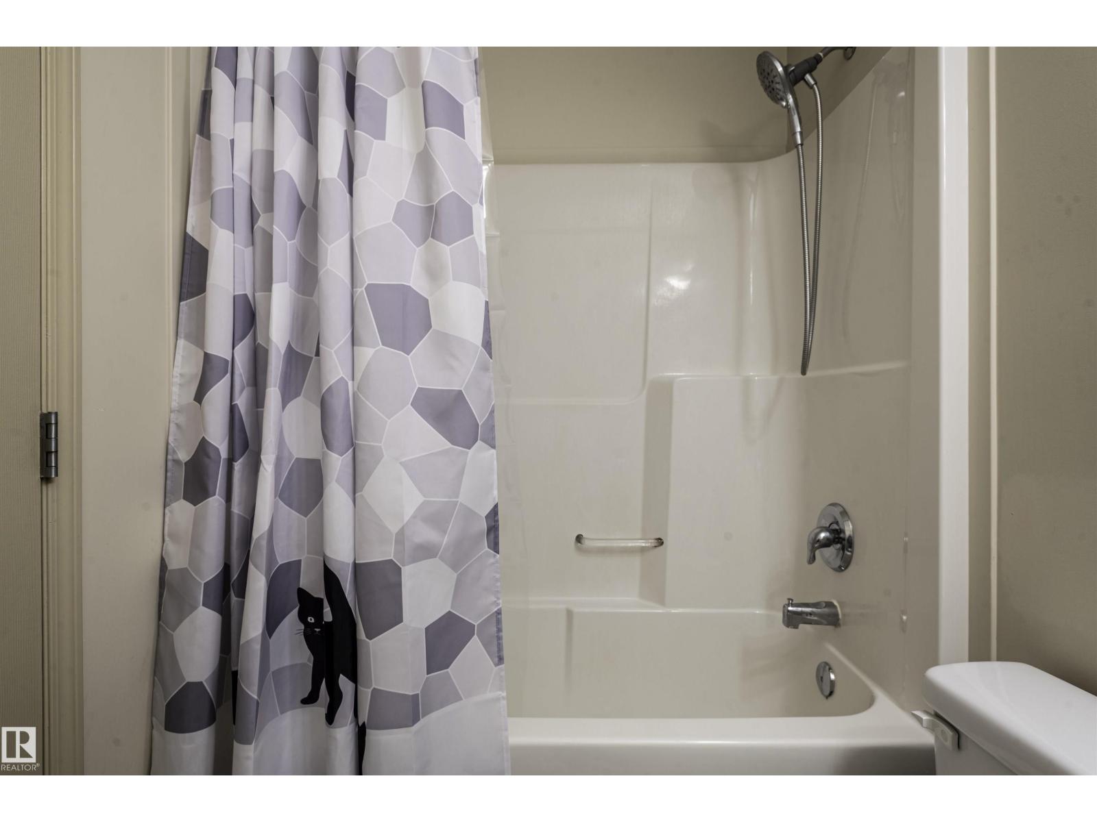 15818 141 ST NW — photo 26