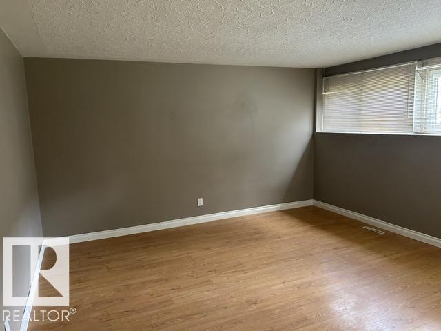 #2 6920 101 AV NW NW - 8