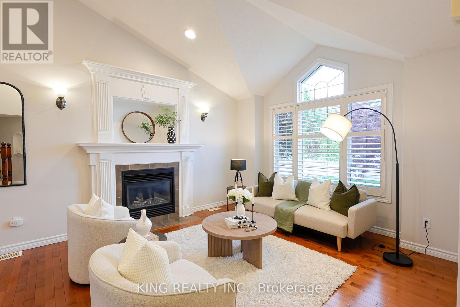 1223 CORONATION DRIVE - Image 3
