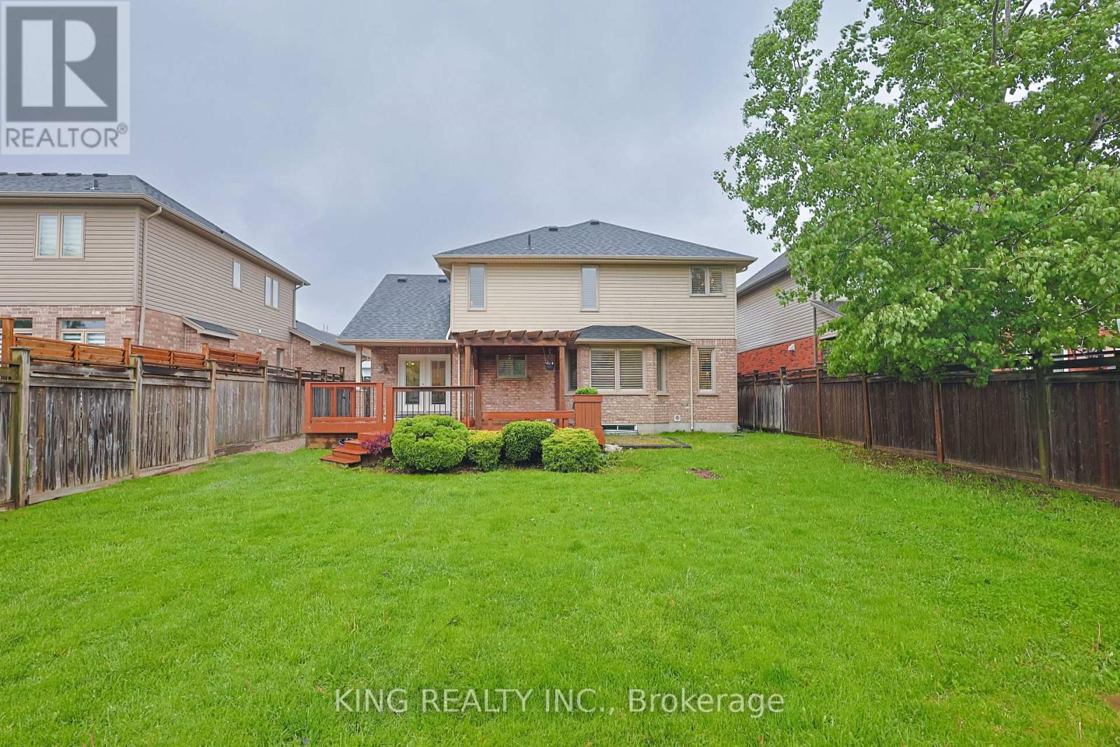 1223 CORONATION DRIVE - 46