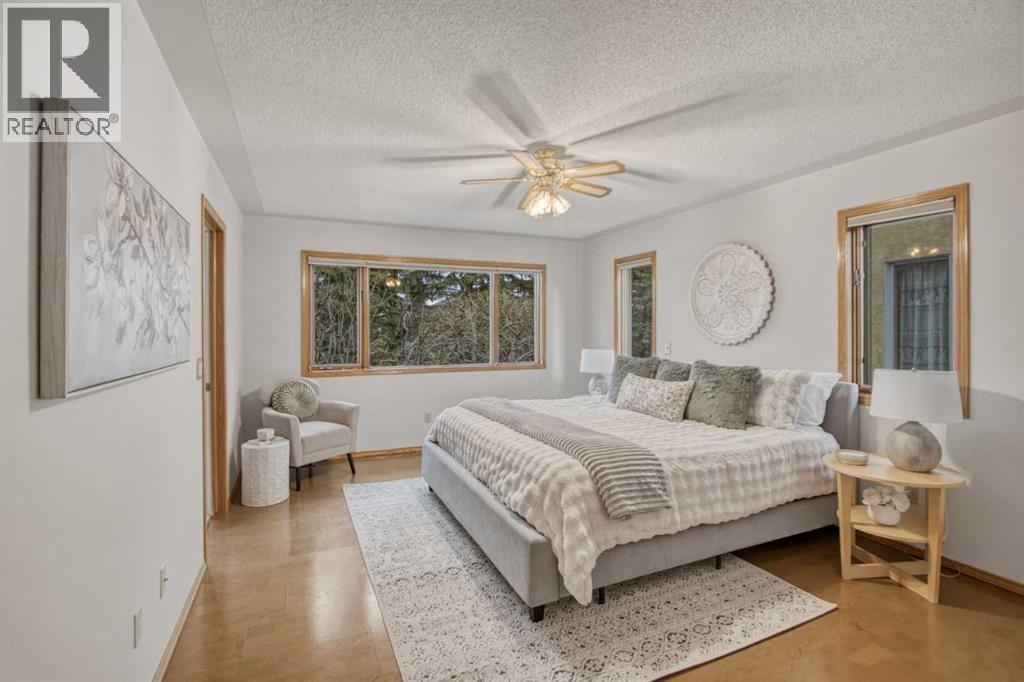 240 Varsity Estates Terrace NW - 18
