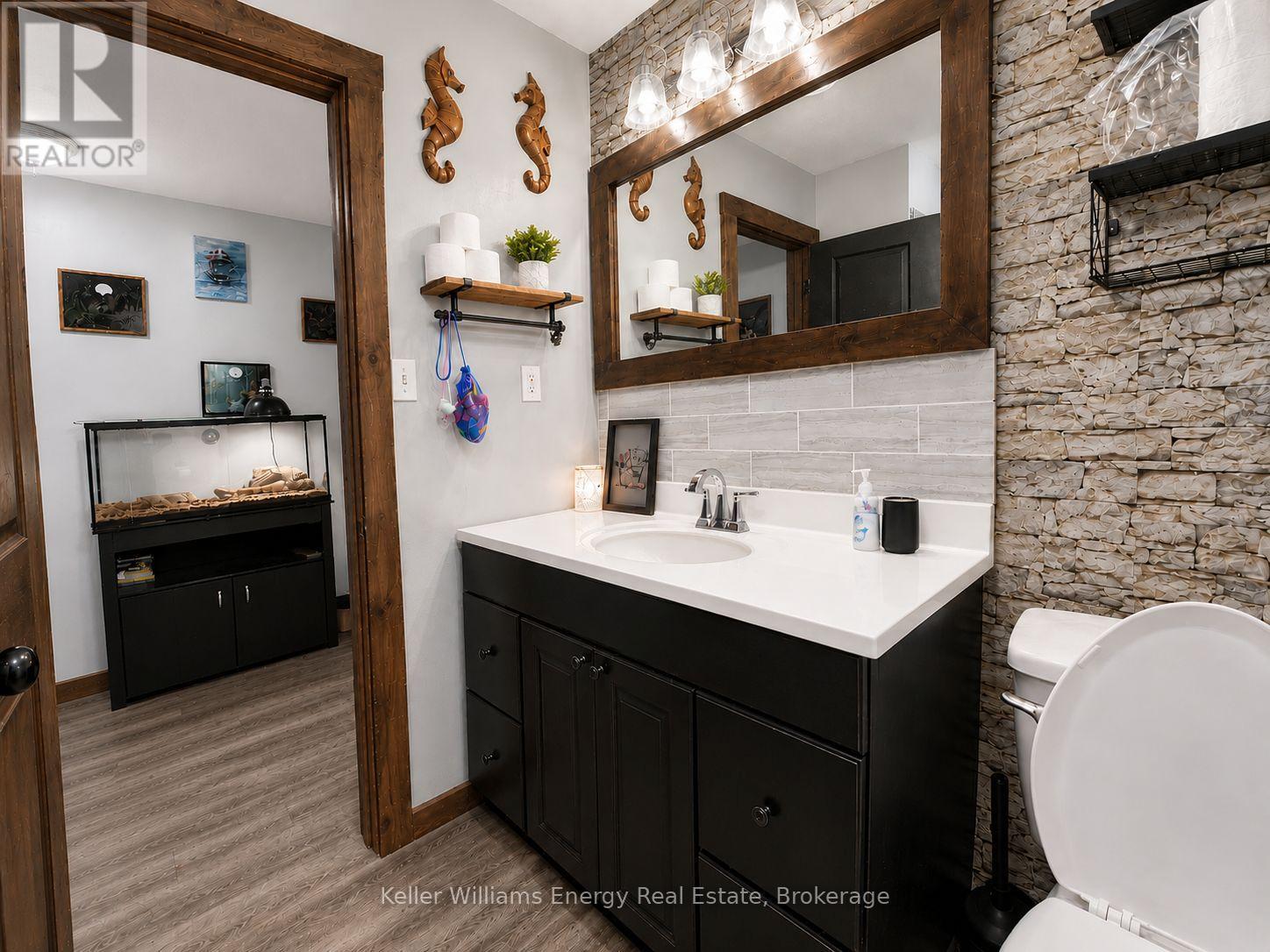 245 SMART CRESCENT - 14