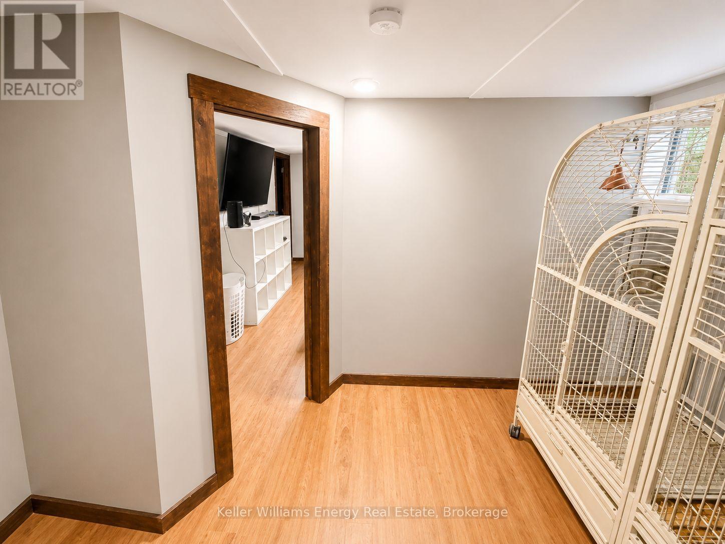 245 SMART CRESCENT - 18