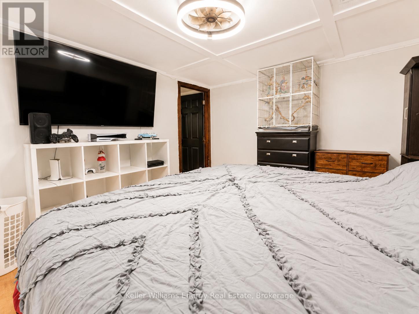 245 SMART CRESCENT - 20