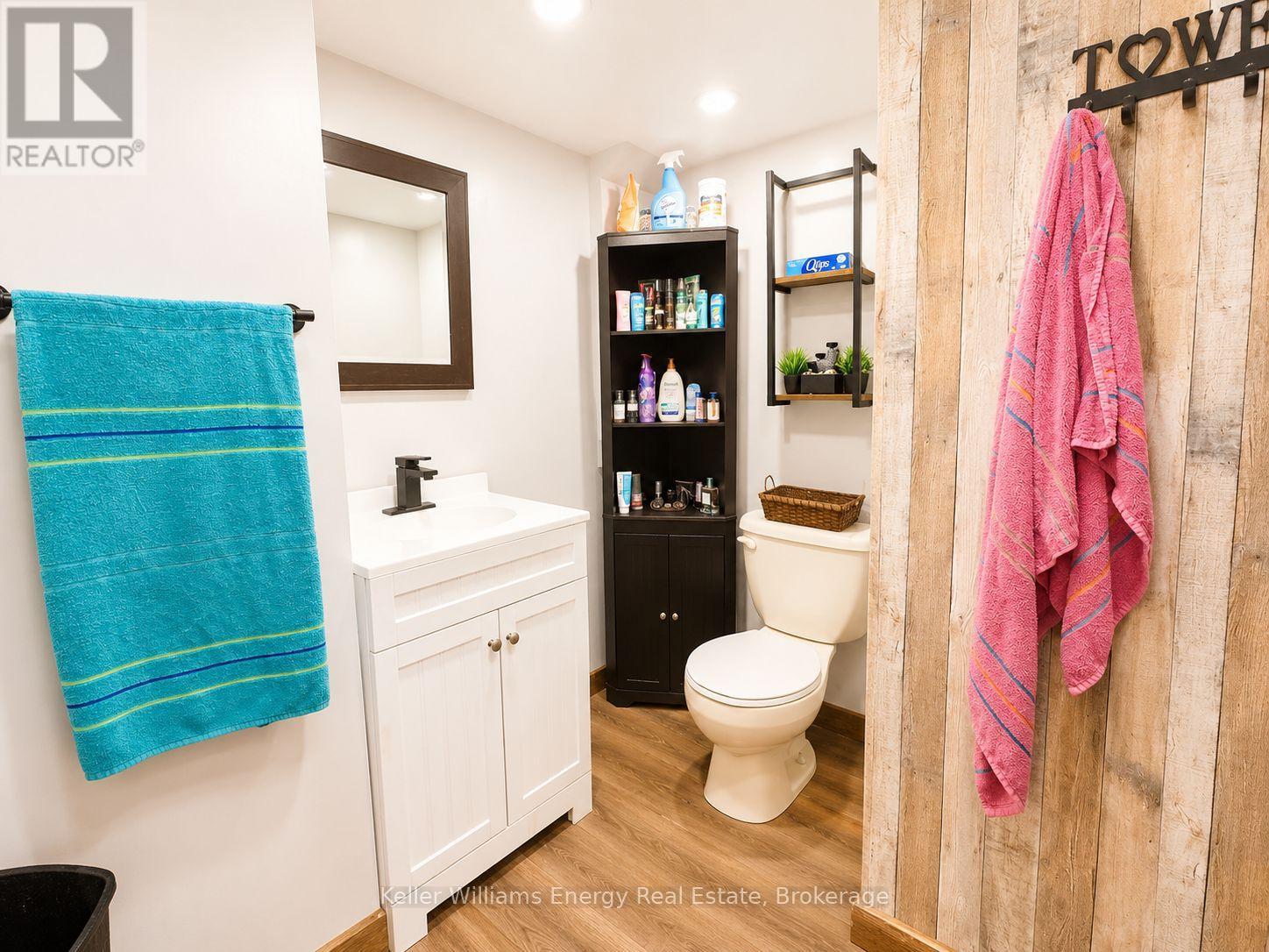 245 SMART CRESCENT - 23