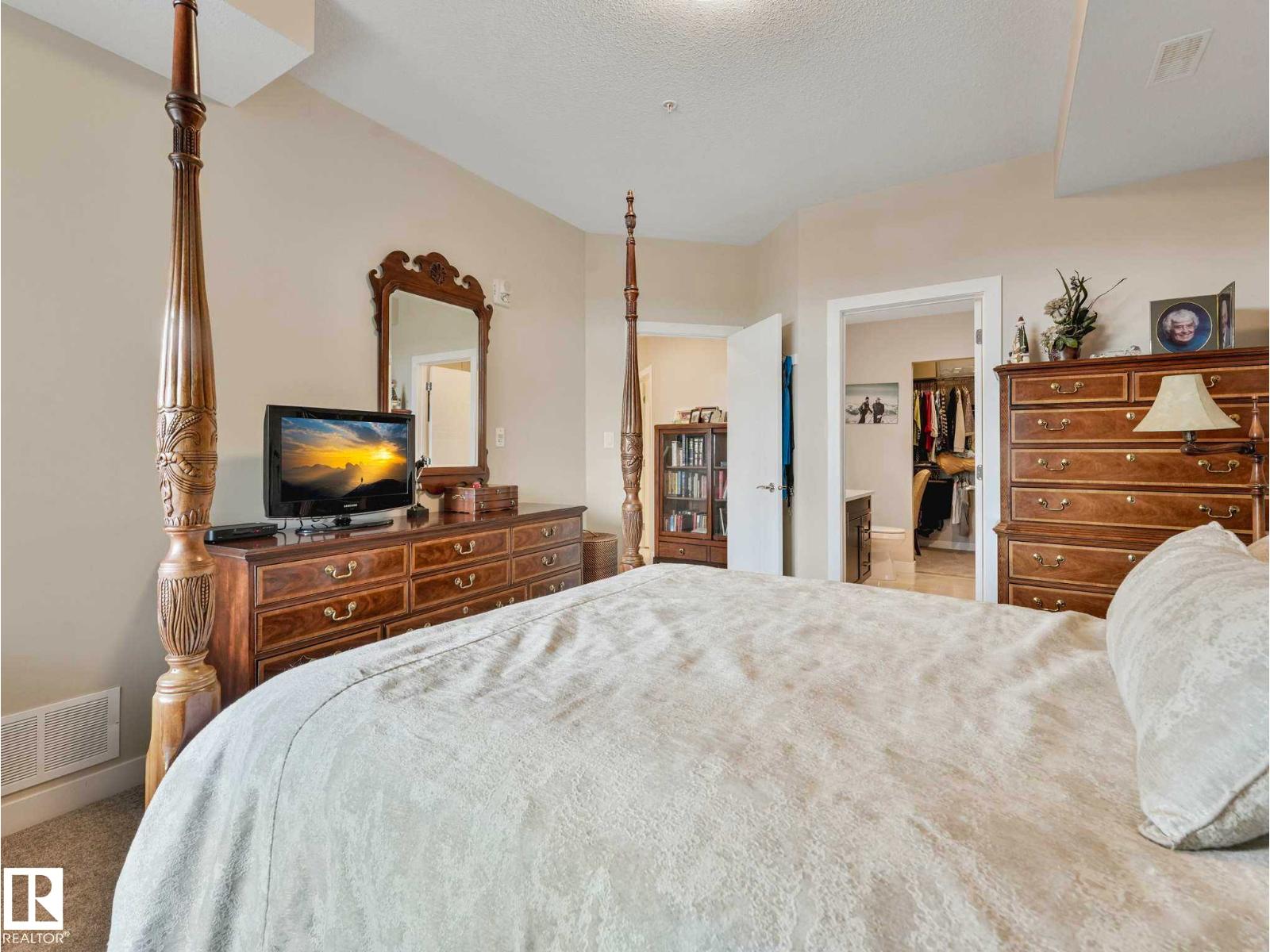 #213 625 LEGER WY NW - 36