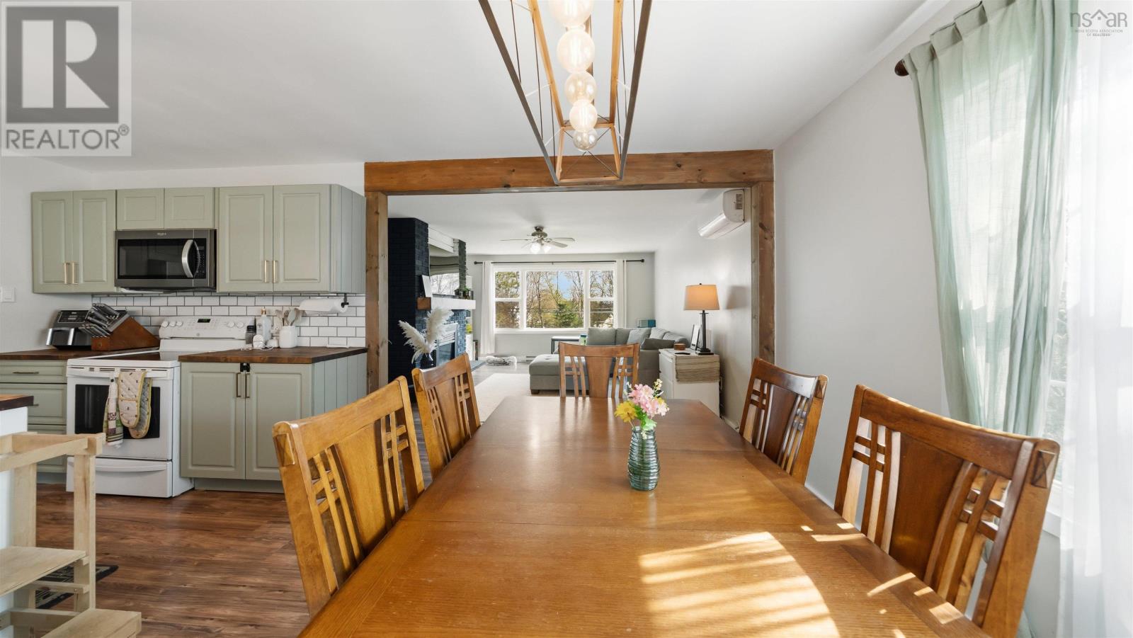 2216 Sackville Drive - 15