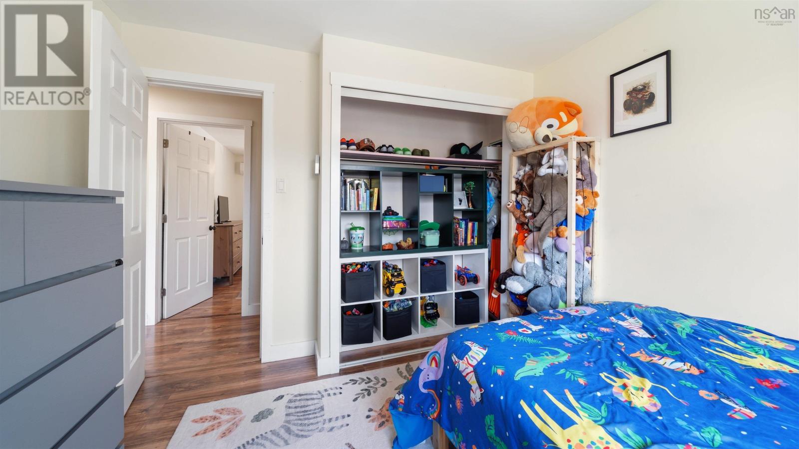 2216 Sackville Drive - 30