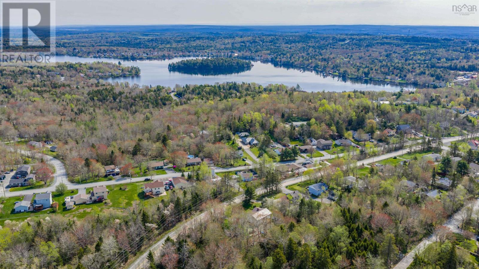 2216 Sackville Drive - 48