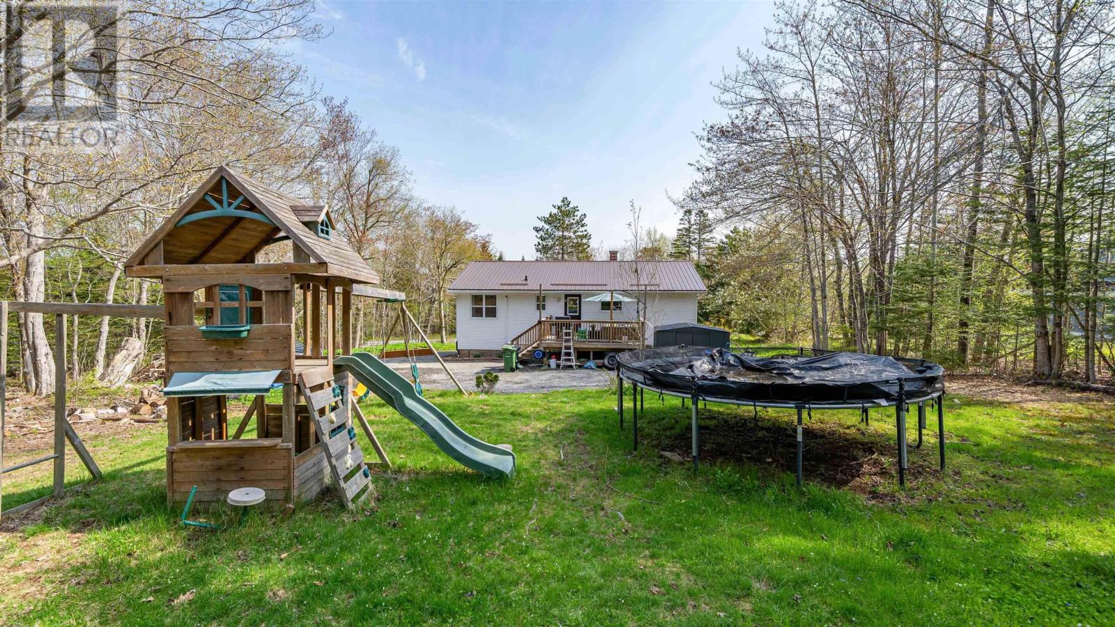 2216 Sackville Drive - 7