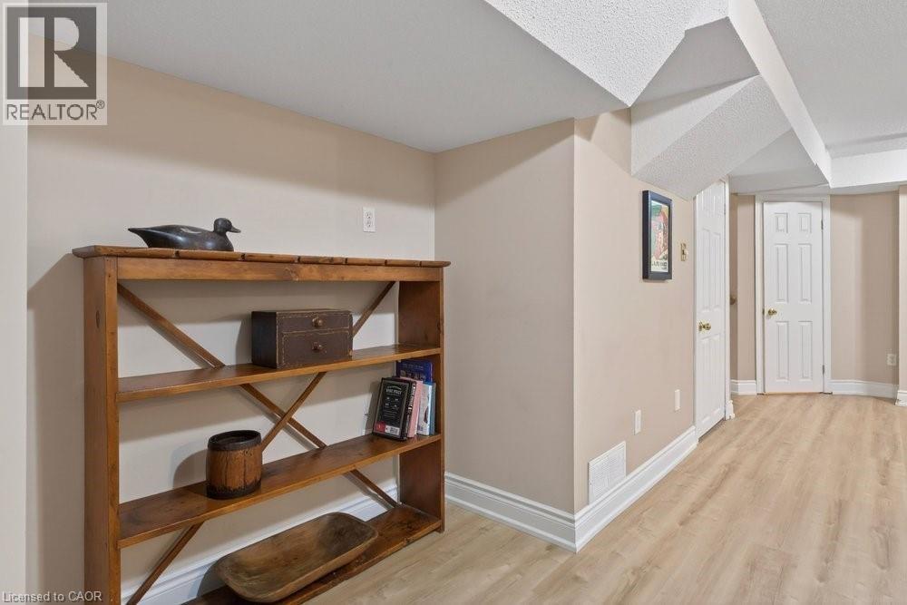 #101 100 BEDDOE Drive - 41