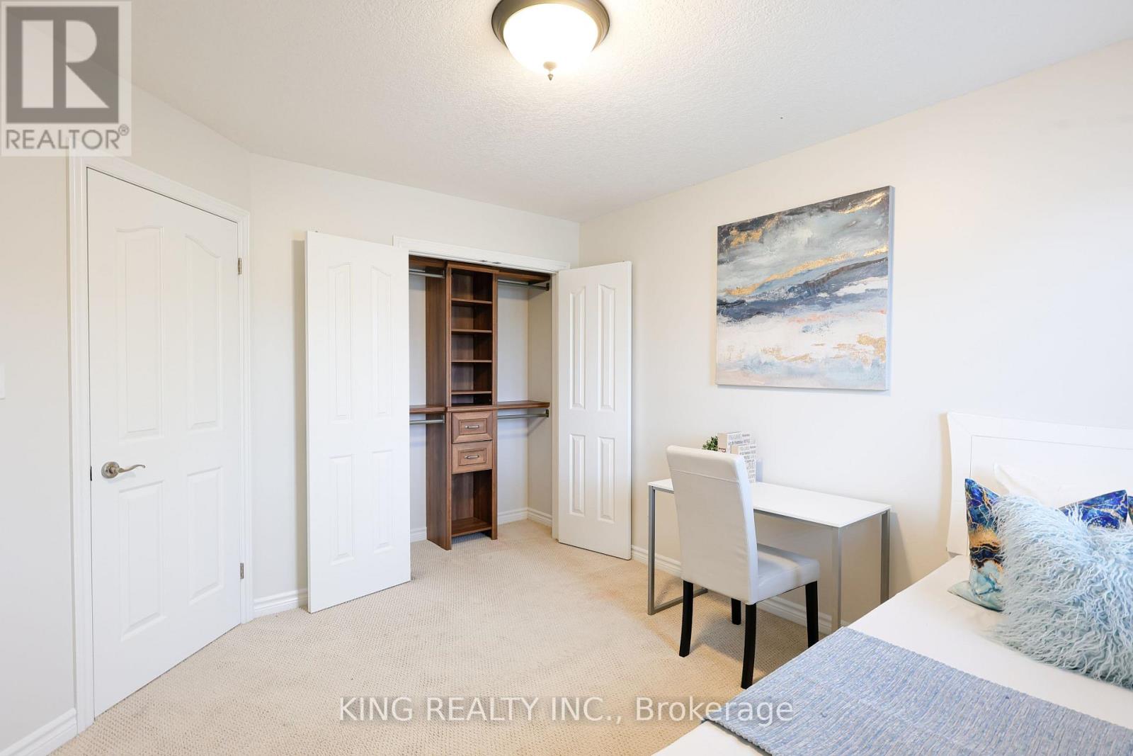 1223 CORONATION DRIVE - 35