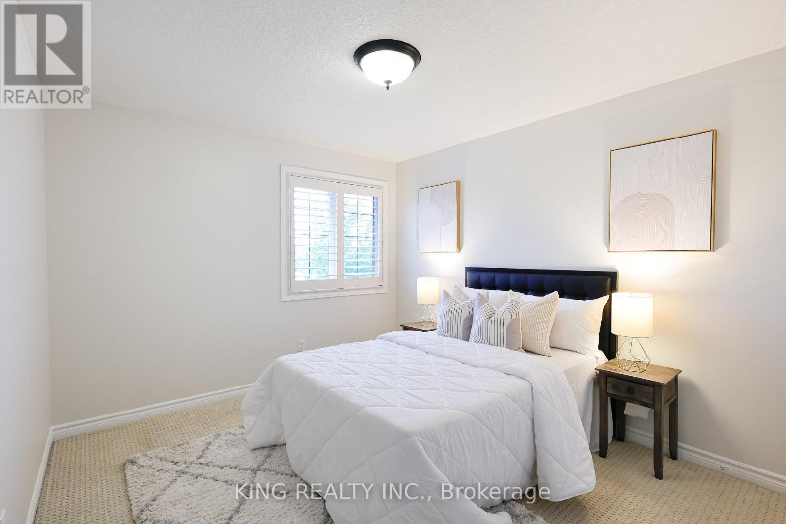 1223 CORONATION DRIVE - 31