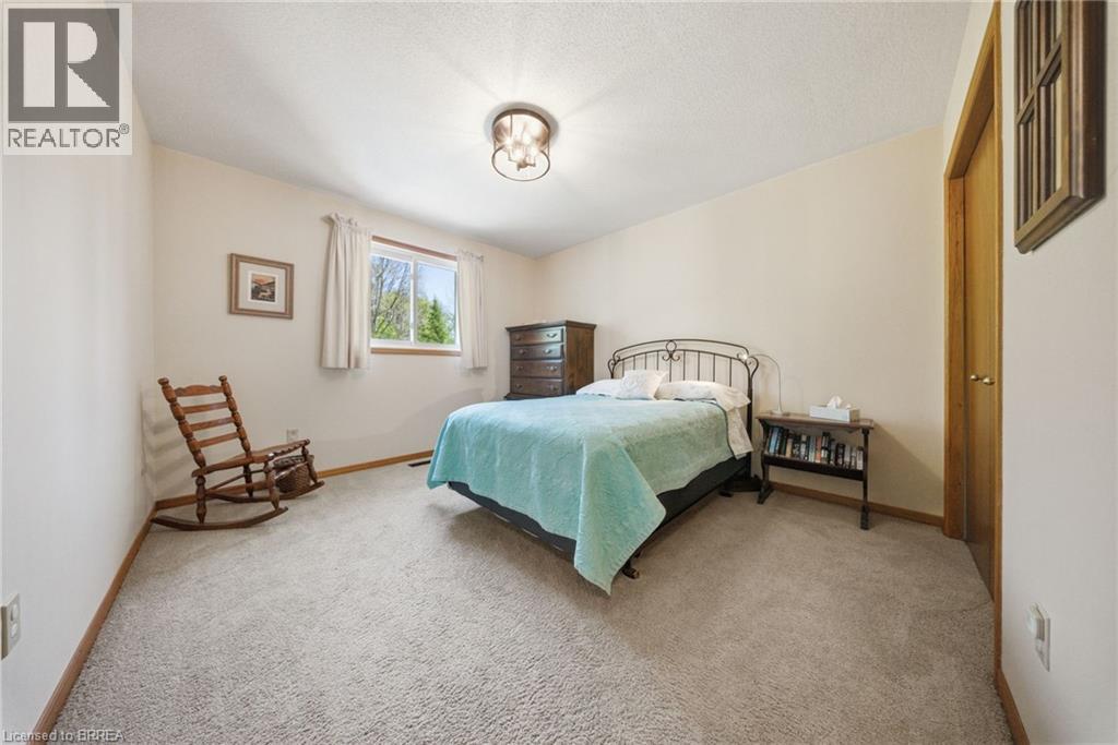 10 RIVA Ridge, Brantford, Ontario, N3P1R9 — Photo 6
