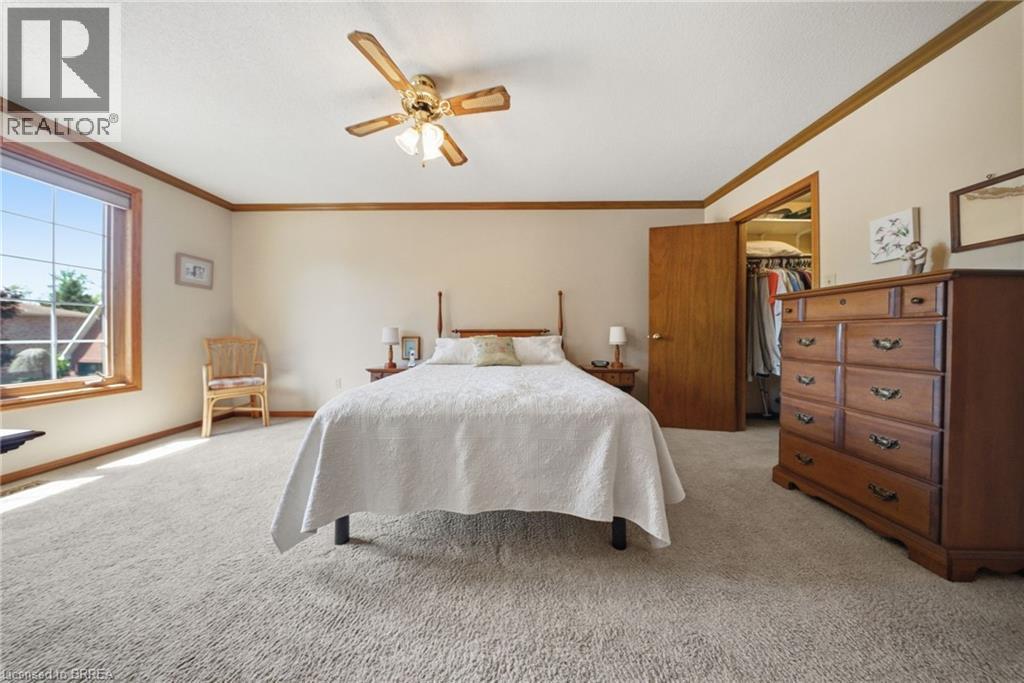 10 RIVA Ridge, Brantford, Ontario, N3P1R9 — Photo 2