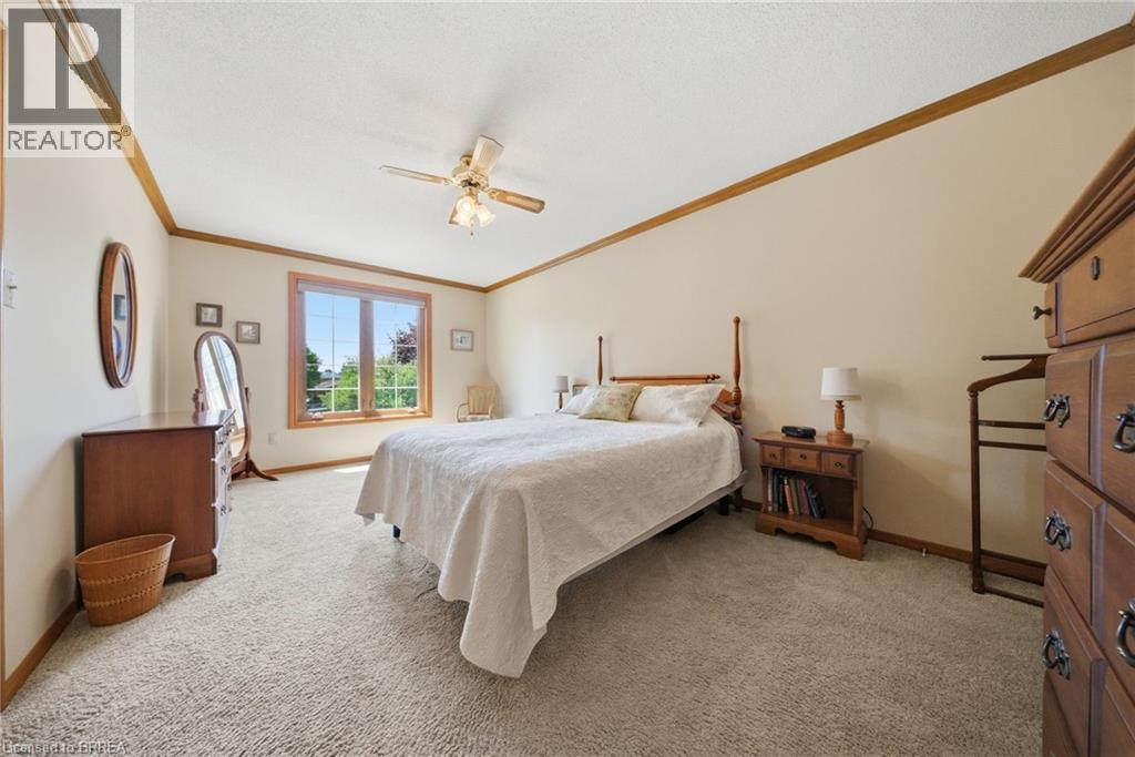 10 RIVA Ridge, Brantford, Ontario, N3P1R9 — Photo 7