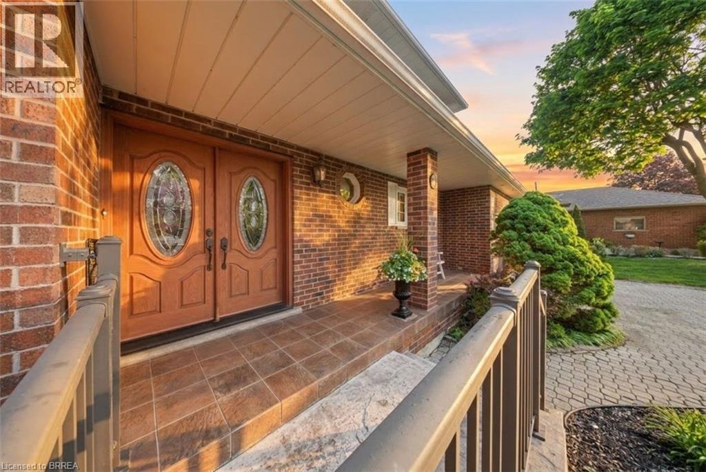 10 RIVA Ridge, Brantford, Ontario, N3P1R9 — Photo 15