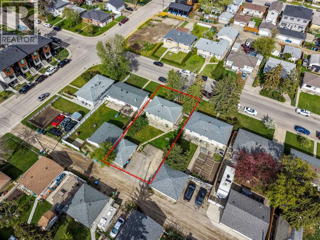 2211 41 Street SE - 18