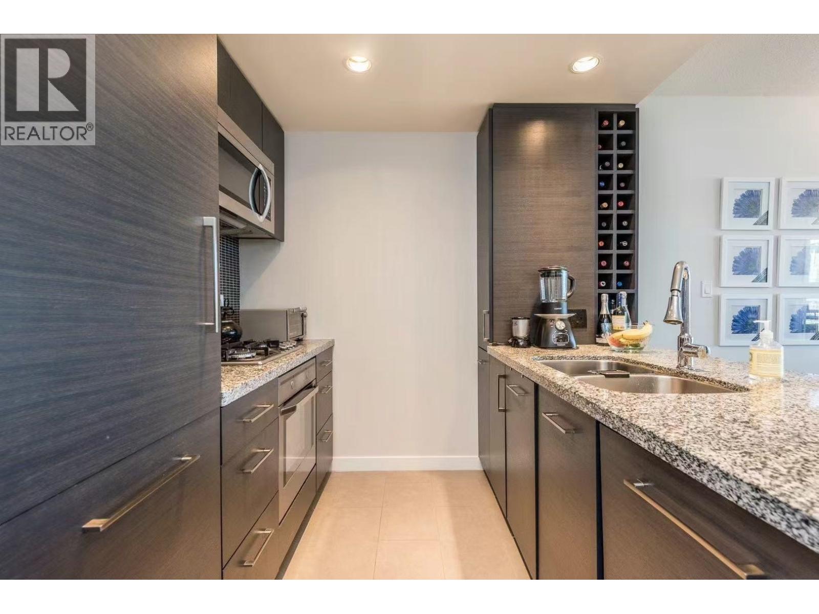 1805 833 HOMER STREET, Vancouver