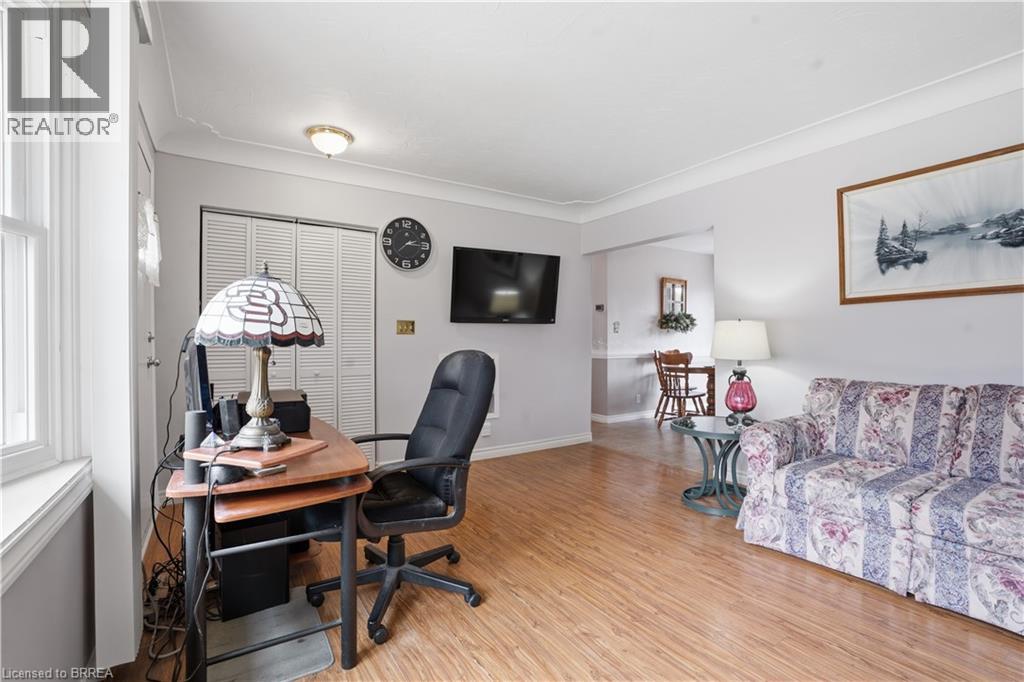 17 KATHLEEN Street - 8