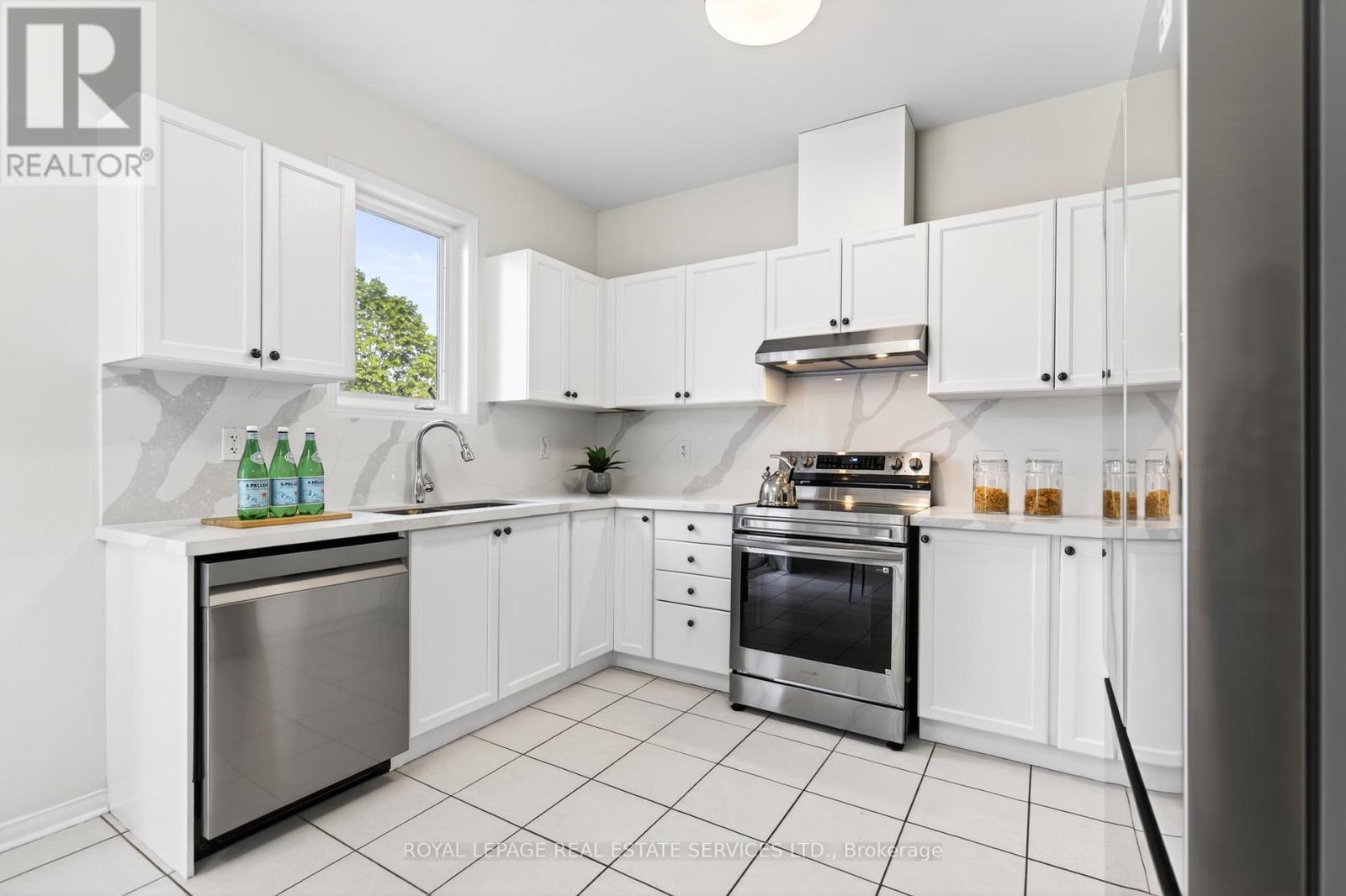 2307 STONE GLEN CRESCENT - 12